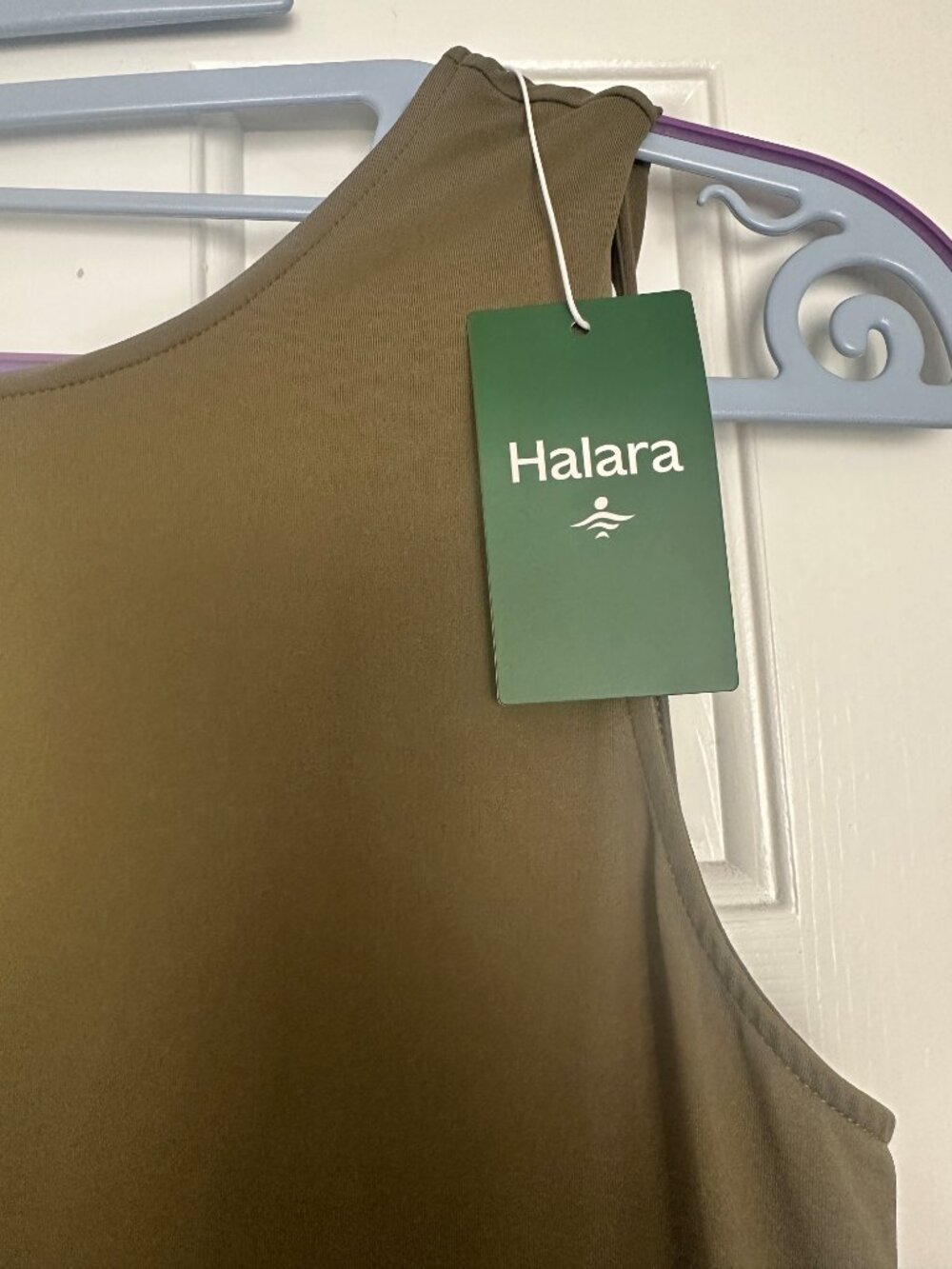 Halara Round Neck Sleeveless Drawstring Pocket Casual Jumpsuit Olive Medium NWT - Picture 8 of 8